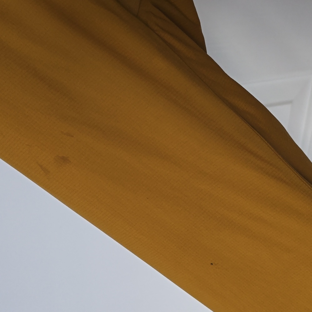 Arc'teryx Men's Atom Hooded Jacket In Yukon - Picture 9 of 15